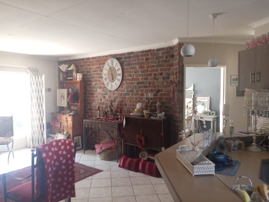 2 Bedroom Property for Sale in Pellissier Free State